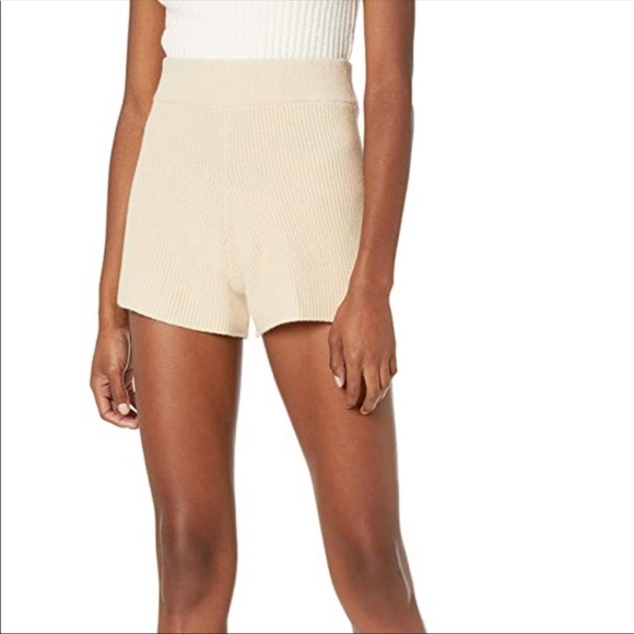 NWT The Drop Knit Shorts in Neutral Cream - Picture 3 of 13